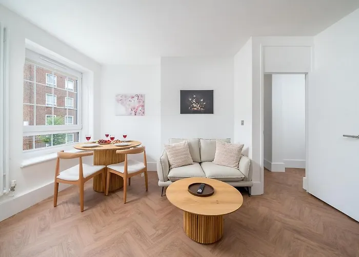 Stylish 2Br Apartment Near London Vauxhall